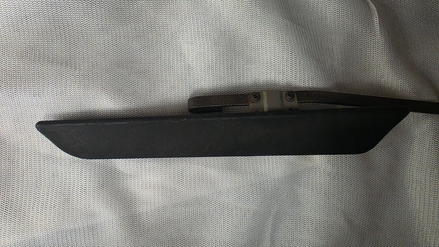 Suzuki Swift wiper arm w/ Spoiler